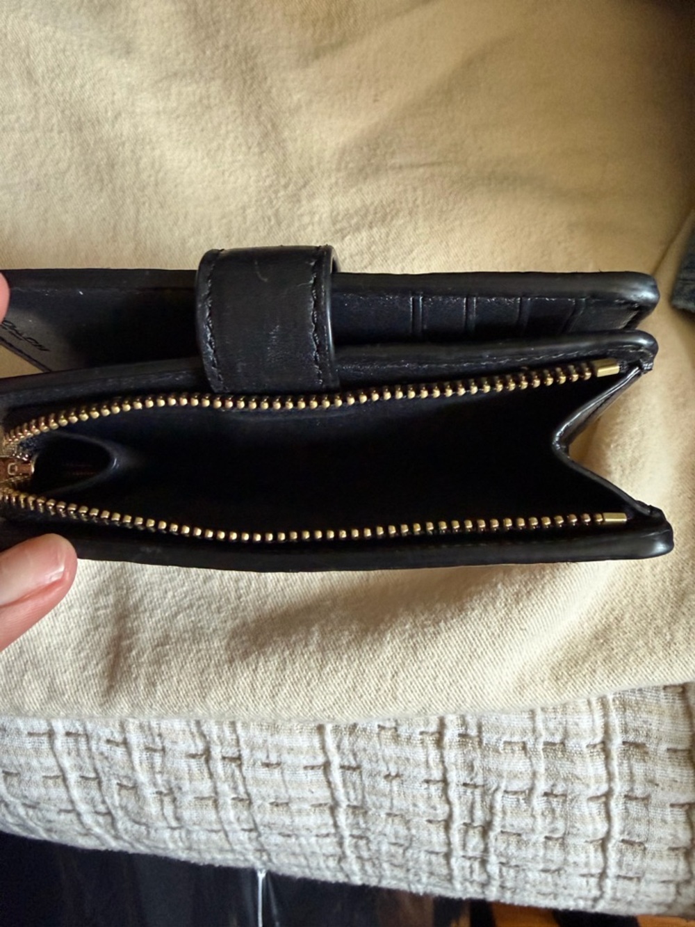 Coach Black Embossed Signature Leather Clutch Wallet with Gold Logo - Picture 5 of 6